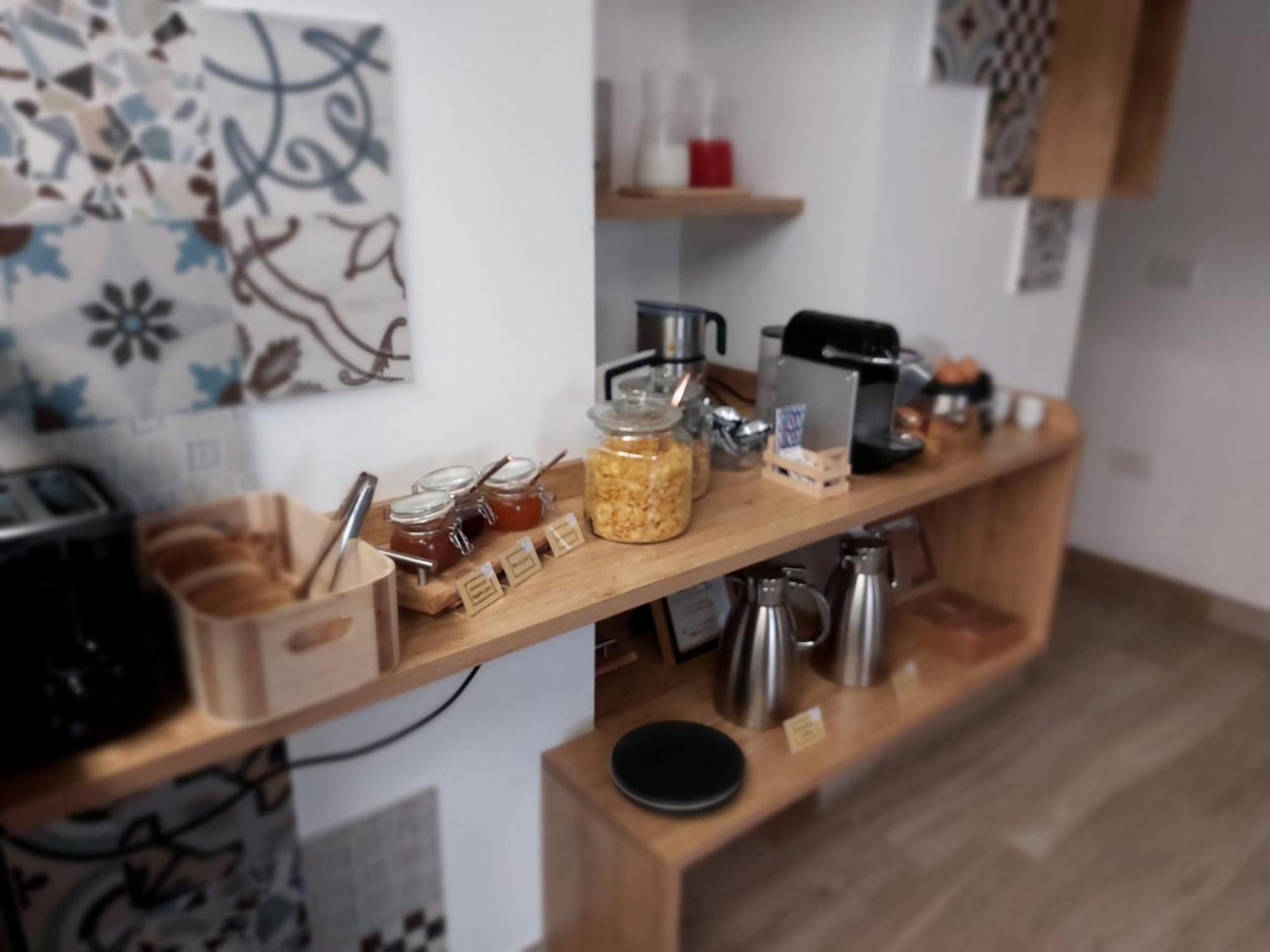 Eat&Stay B&B Pompei Bagian luar foto